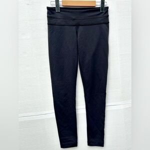 LULULEMON black leggings dot pattern